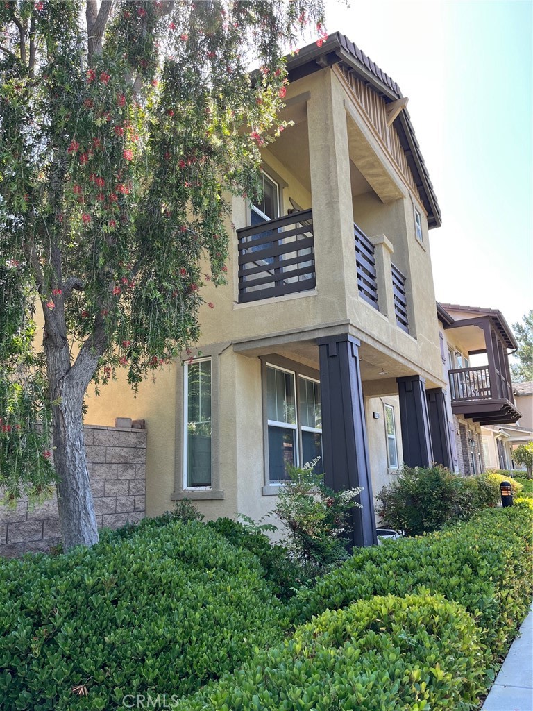 31885 Jaybee Lane Temecula, CA 92592 - Photo 34 of 35 a view of a house with a yard