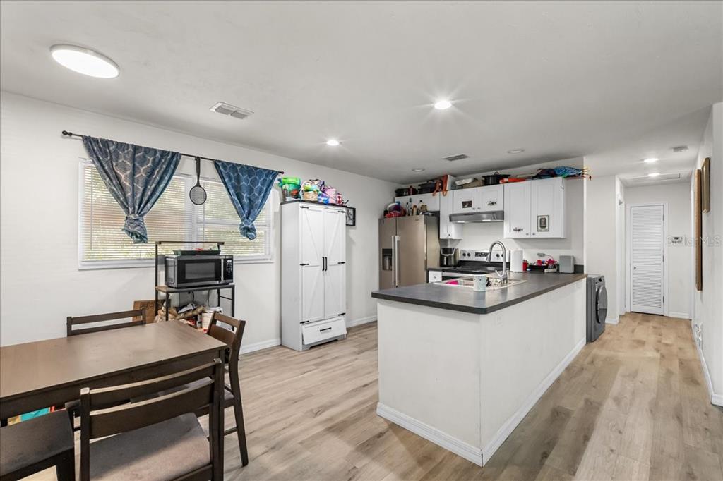 517 East Main Street Bronson, FL 32621 - Photo 11 of 21