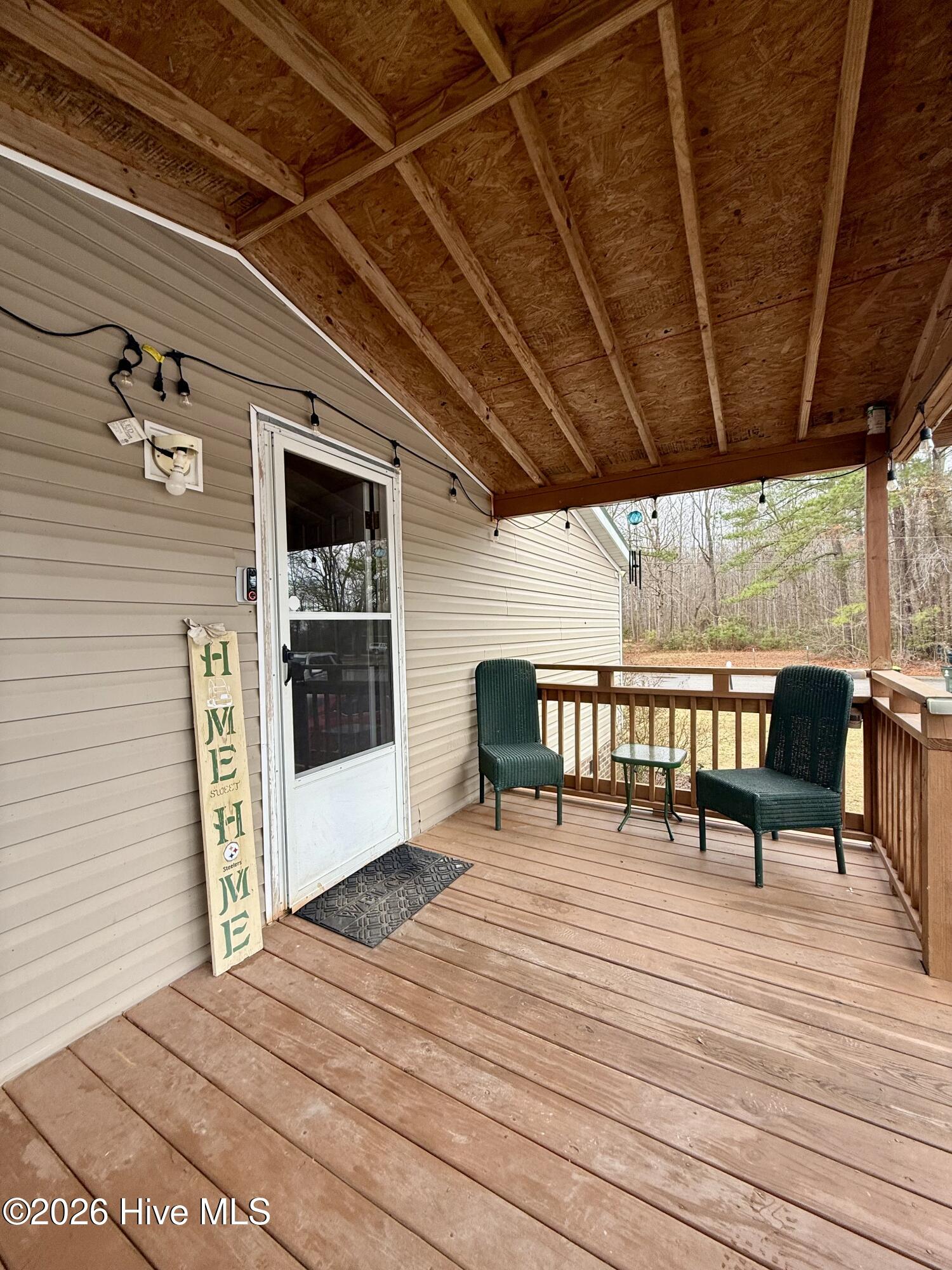 102 Belcher Road Williamston, NC 27892 - Photo 17 of 64 Side Porch