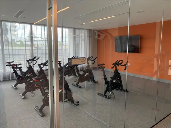 $449,999 | 5350 Northwest 84th Avenue, Unit 511, Doral, FL 33166