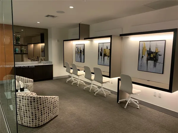 $449,999 | 5350 Northwest 84th Avenue, Unit 511, Doral, FL 33166