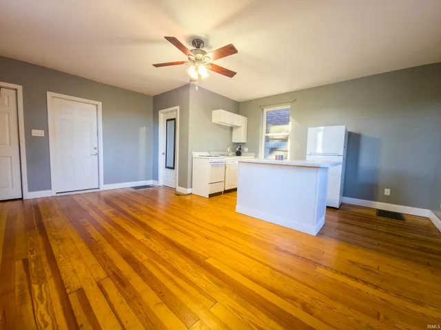 $189,900 | 518 North Chestnut Street, Mount Carmel, IL 62863