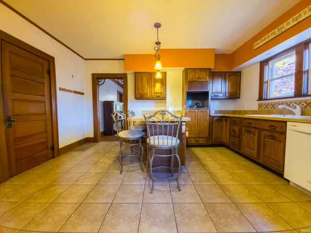 $189,900 | 518 North Chestnut Street, Mount Carmel, IL 62863