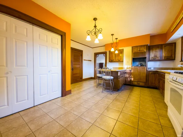 $189,900 | 518 North Chestnut Street, Mount Carmel, IL 62863