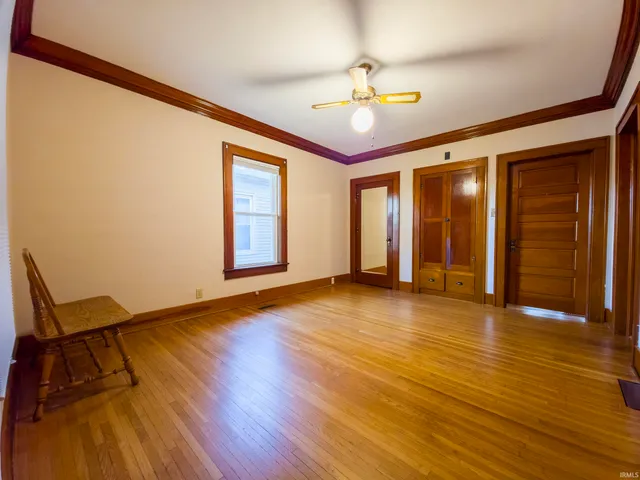 $189,900 | 518 North Chestnut Street, Mount Carmel, IL 62863