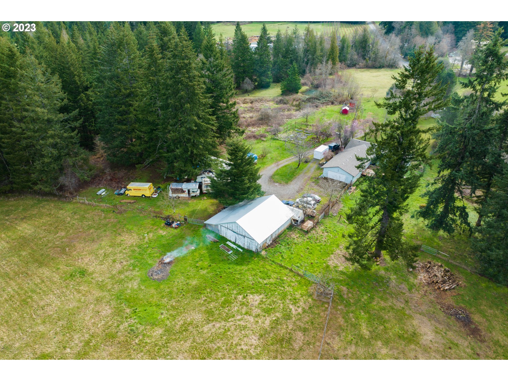 23231 South Engstrom Road Colton, OR 97017 - Photo 8 of 30 a aerial view of a house with a yard
