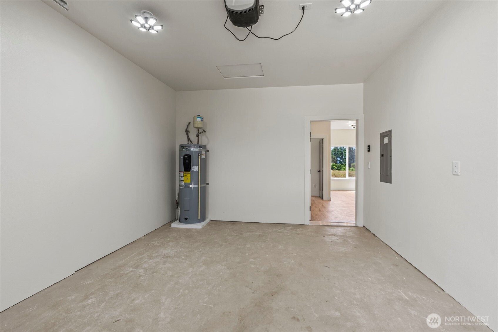 5 Anchor Wy Loop, Unit B Cathlamet, WA 98612 - Photo 17 of 23 Gallery Image 17