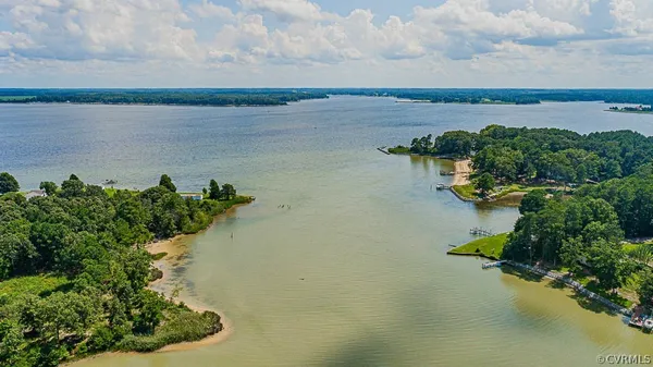 $299,950 | 184 Windsong Drive, Kinsale, VA 22488