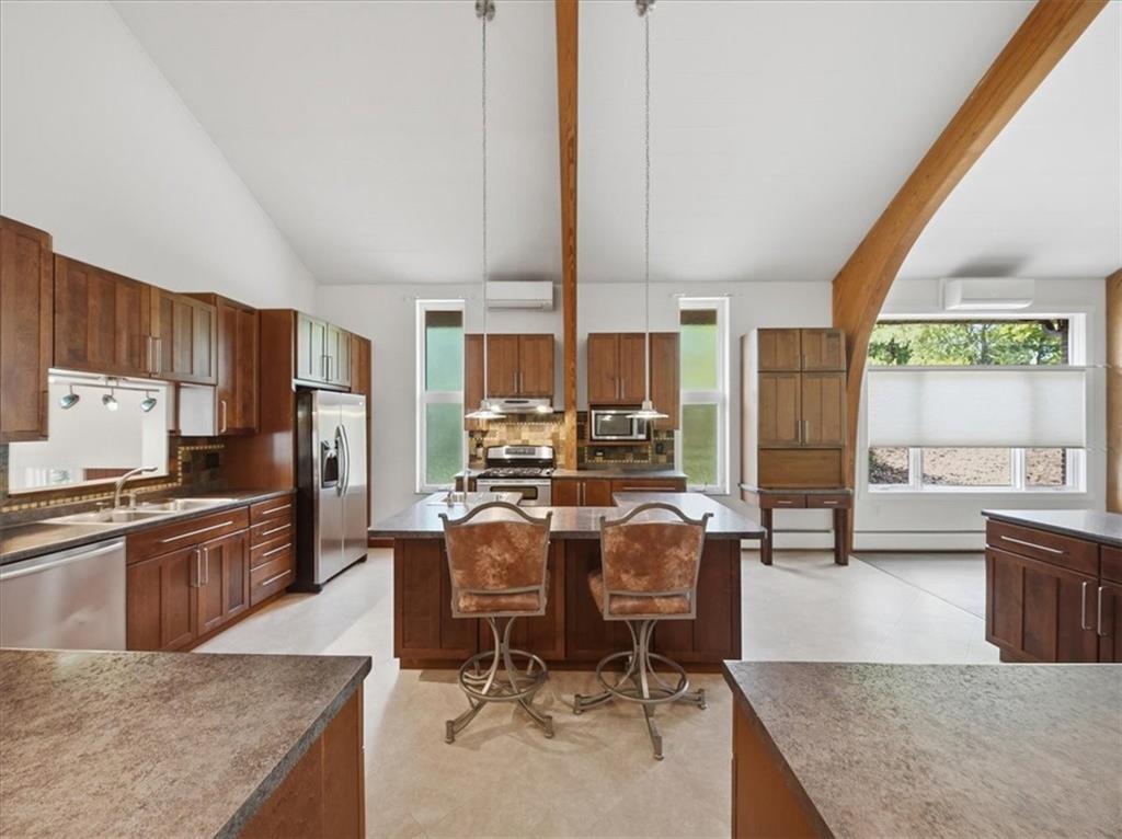 35 Coraopolis Road Coraopolis, PA 15108 - Photo 12 of 49
