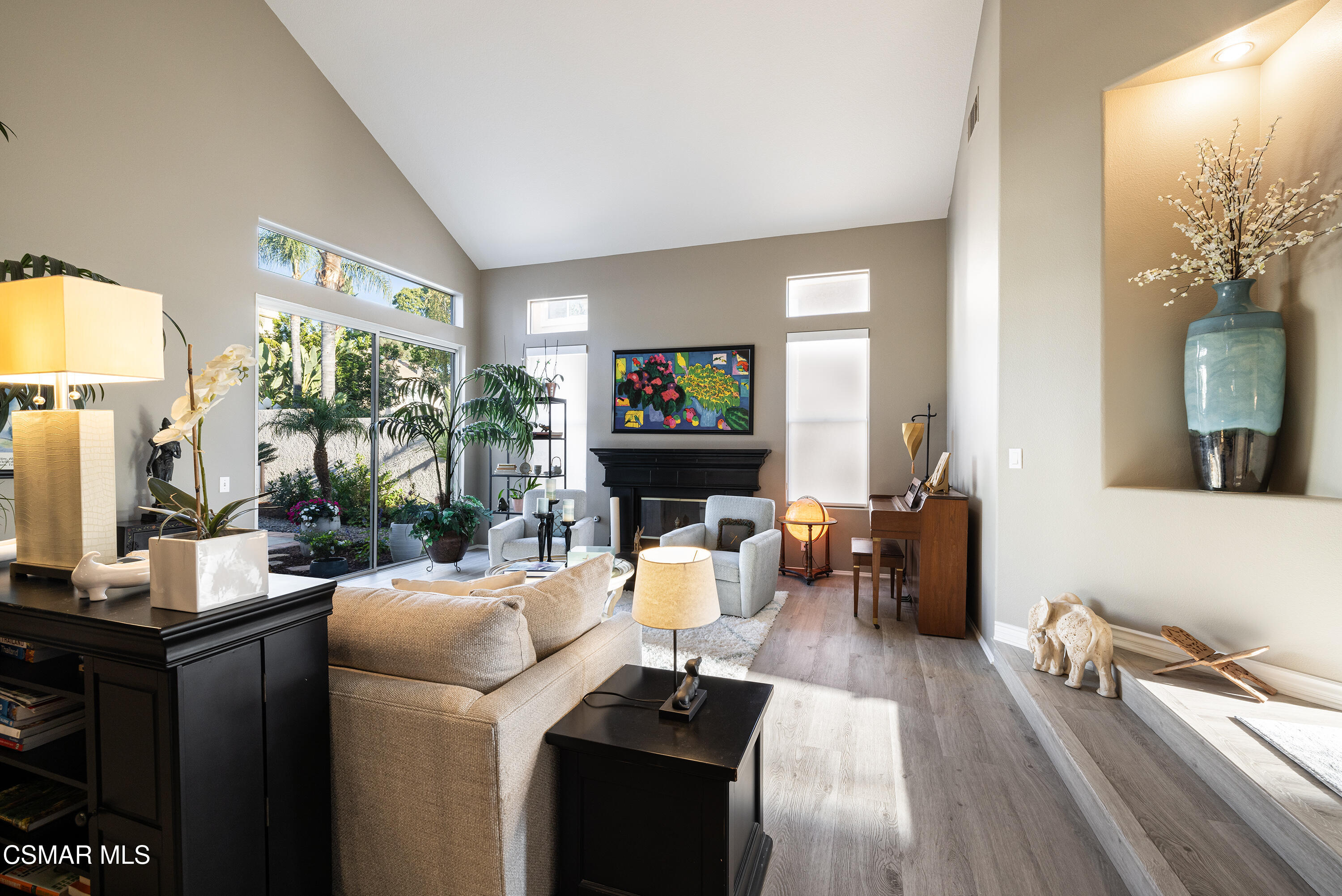 4342 Cedardale Road Moorpark, CA 93021 - Photo 5 of 41 Cedardale10