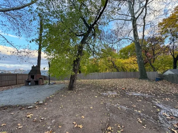 $2,700 | 40 Hinsdale Place, Newark, NJ 07104