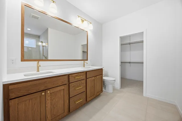 $699,900 | 4769 32nd Street South, Fargo, ND 58104