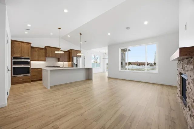 $699,900 | 4769 32nd Street South, Fargo, ND 58104