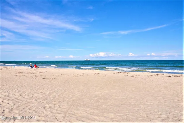 $3,950 | 239 Corona Avenue, Cocoa Beach, FL 32931