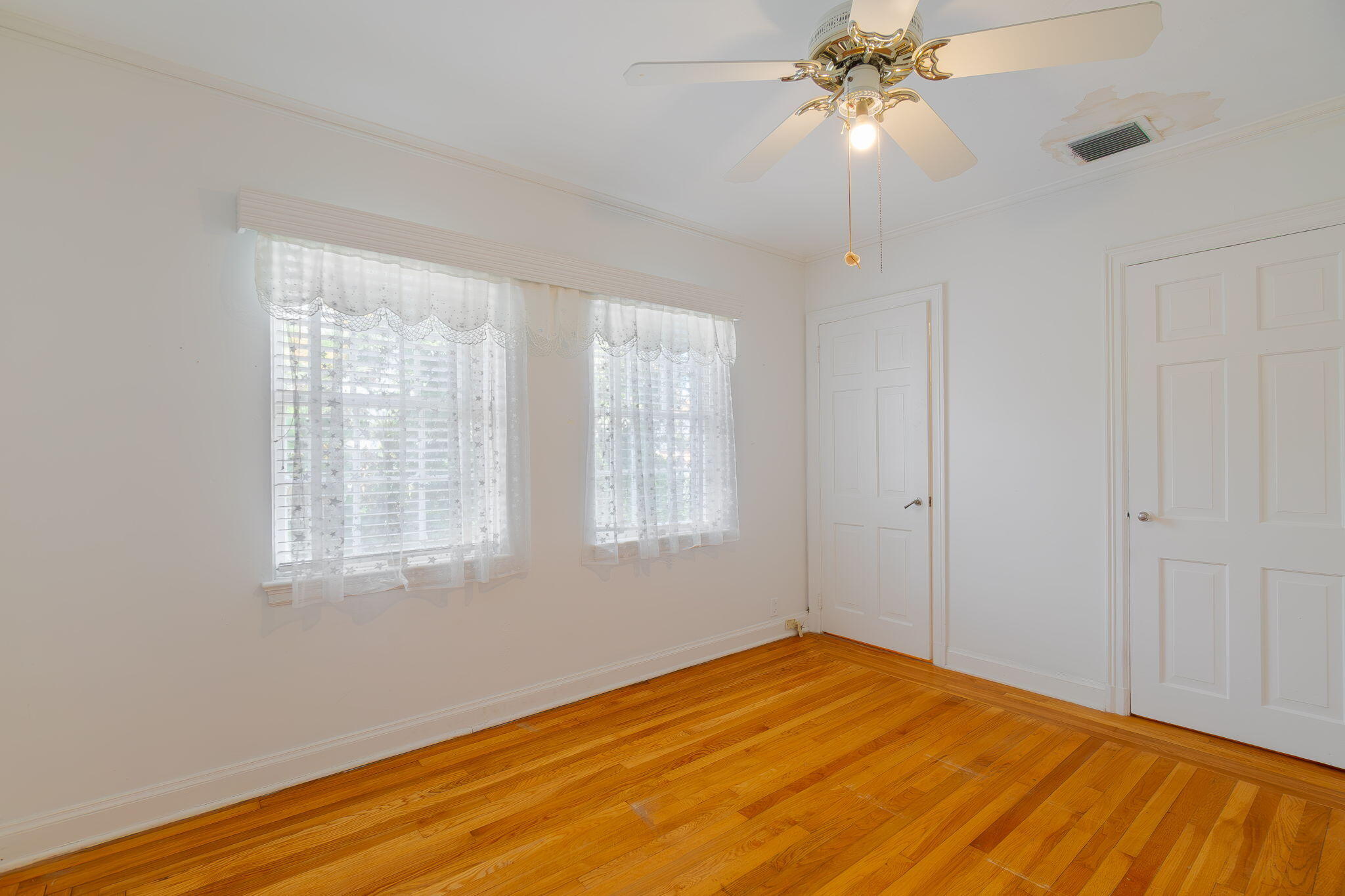 210 Belmonte Road West Palm Beach, FL 33405 - Photo 16 of 67 16-web-or-mls-DSC08424