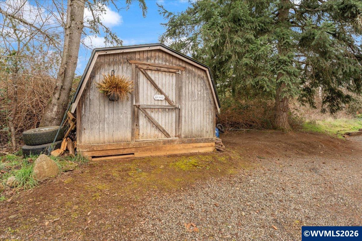 135 Steelhammer Road Silverton, OR 97381 - Photo 32 of 40 Gallery Image 32