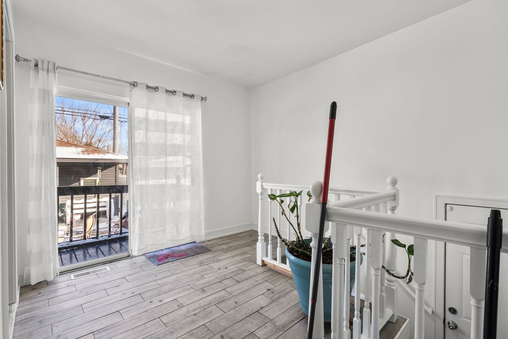 9133 South Racine Avenue Chicago, IL 60620 - Photo 12 of 23