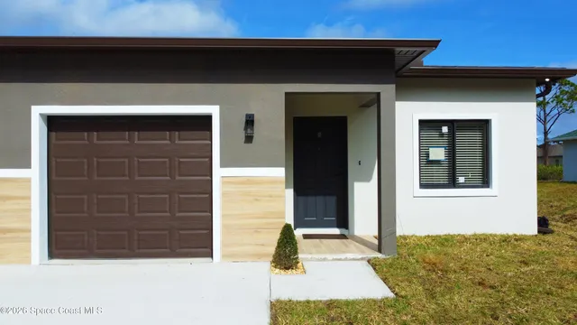 $2,200 | 1649 Belem Street Southeast, Unit B, Palm Bay, FL 32909