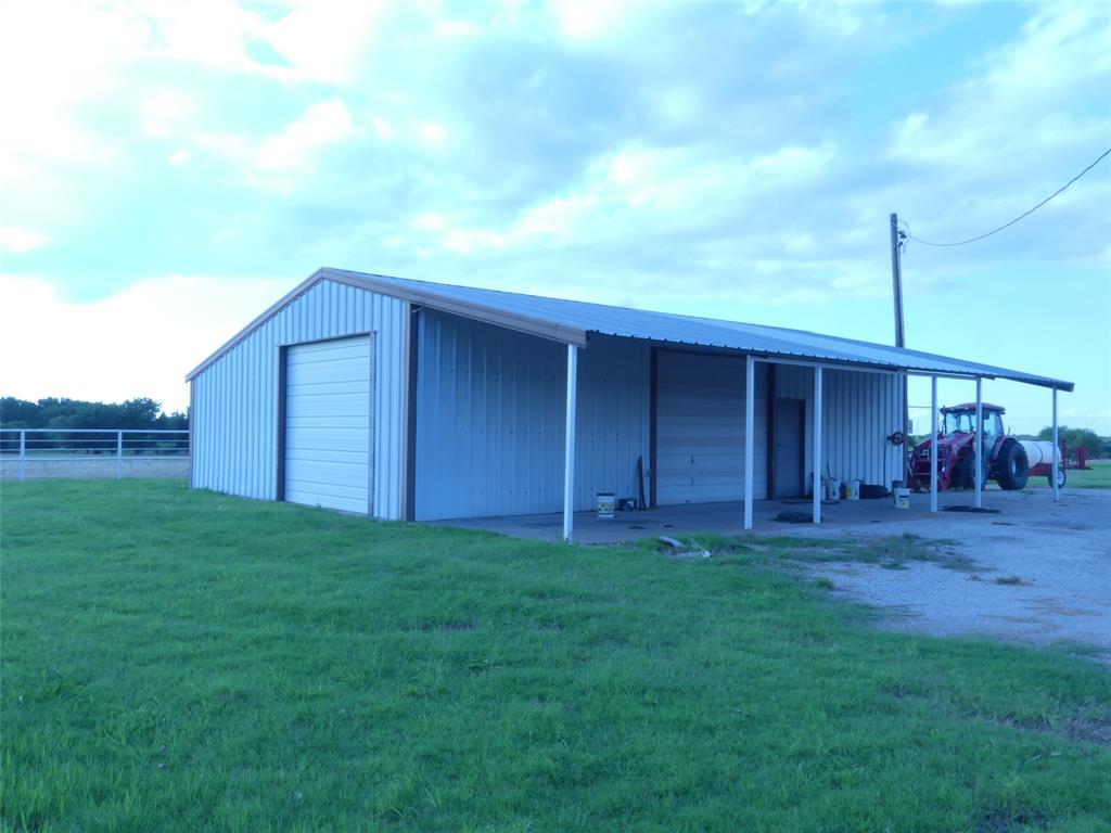 644 Mac's Grocery Road Bowie, TX 76230 - Photo 12 of 39
