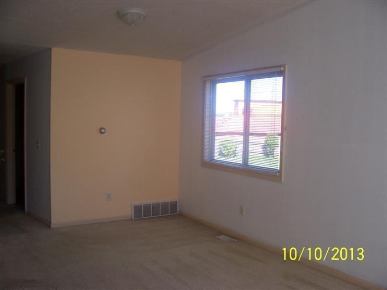 1295 North Whitehall Road, Unit 5 Muskegon, MI 49445 - Photo 5 of 10 Additional Photo