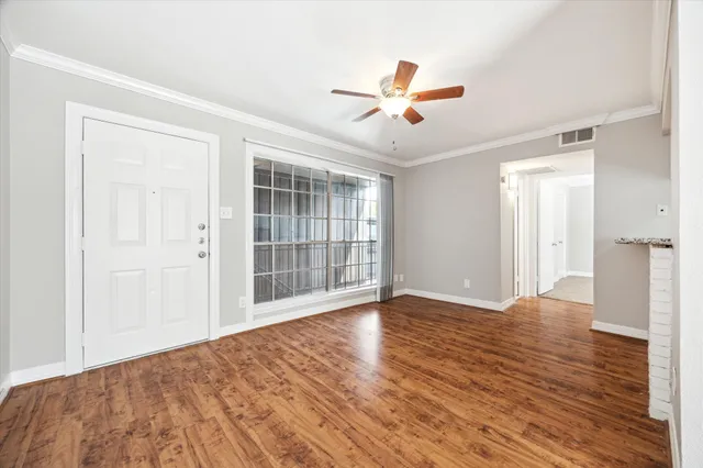 $995 | 201 Emerson Street, Unit 11, Houston, TX 77006