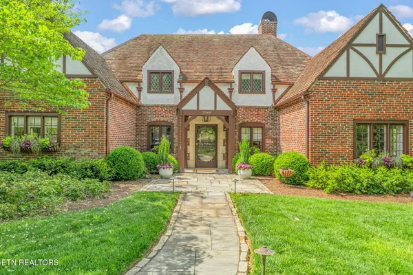 $2,850,000 | 2048 Cherokee Boulevard, Knoxville, TN 37919