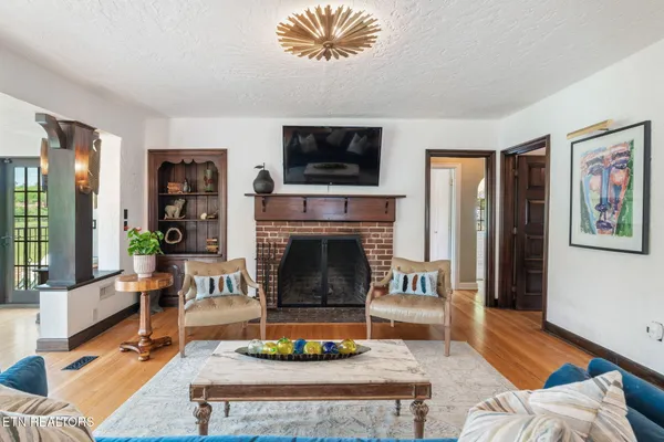 $2,850,000 | 2048 Cherokee Boulevard, Knoxville, TN 37919