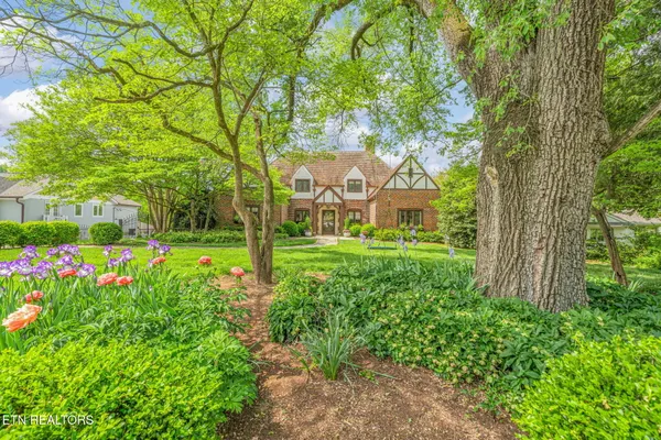 $2,850,000 | 2048 Cherokee Boulevard, Knoxville, TN 37919
