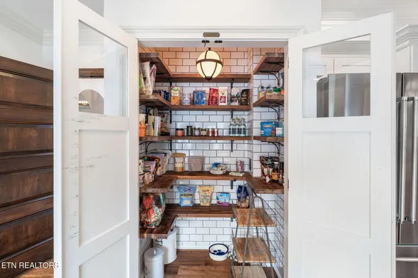$2,850,000 | 2048 Cherokee Boulevard, Knoxville, TN 37919