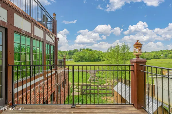 $2,850,000 | 2048 Cherokee Boulevard, Knoxville, TN 37919