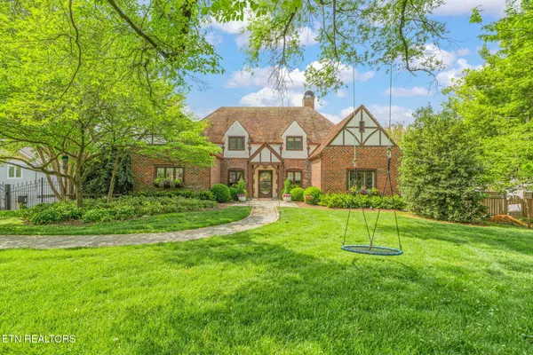 $2,850,000 | 2048 Cherokee Boulevard, Knoxville, TN 37919