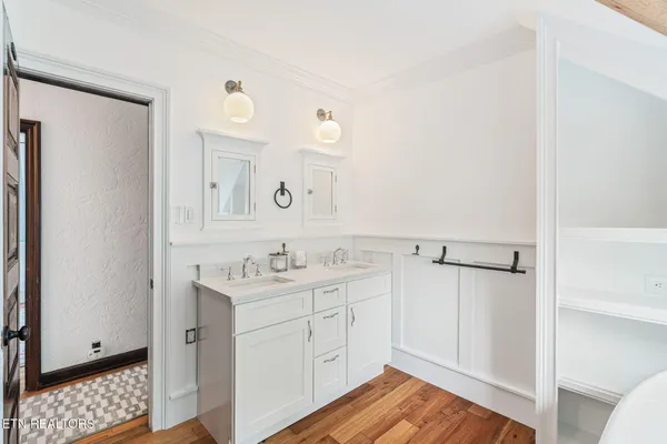 $2,850,000 | 2048 Cherokee Boulevard, Knoxville, TN 37919