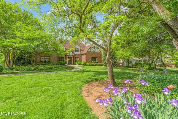 $2,850,000 | 2048 Cherokee Boulevard, Knoxville, TN 37919