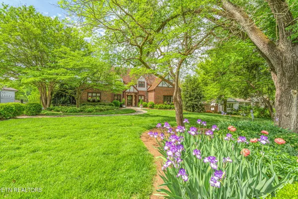 $2,850,000 | 2048 Cherokee Boulevard, Knoxville, TN 37919