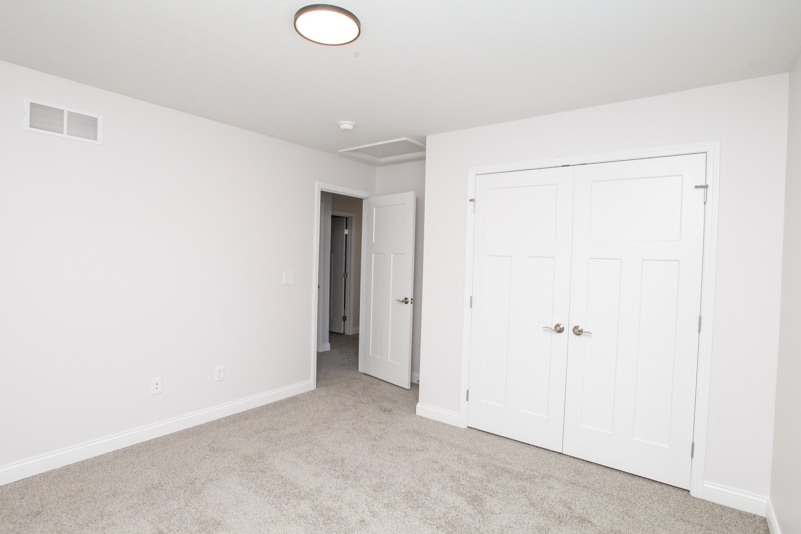 108 Dugan Trail Downs, IL 61736 - Photo 27 of 44 a view of an empty room