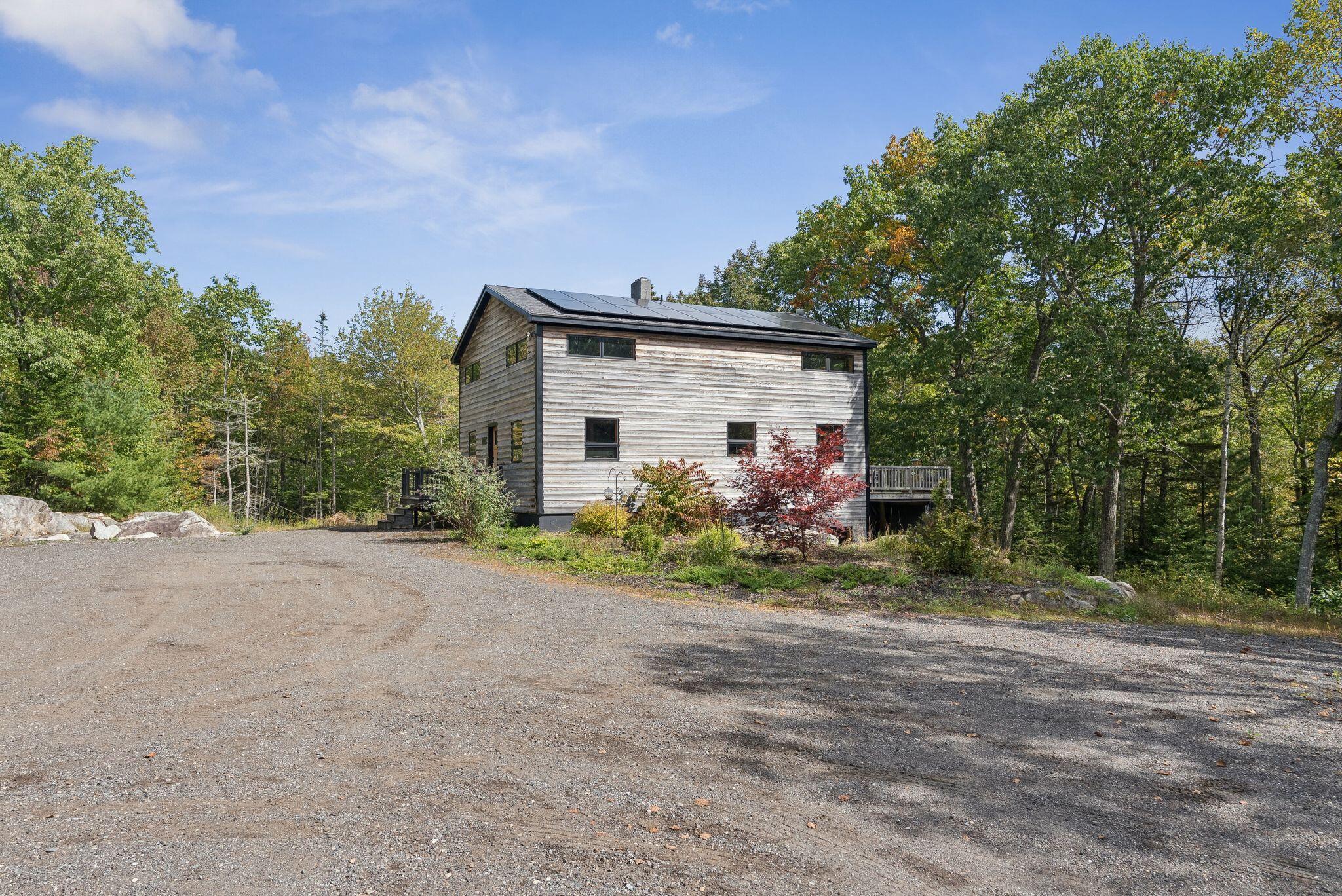 29 Punkin Hill Road South Thomaston, ME 04858 - Photo 3 of 63 Large Driveway