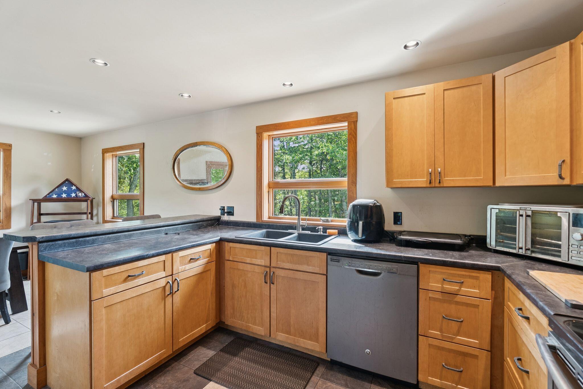 29 Punkin Hill Road South Thomaston, ME 04858 - Photo 46 of 63 Kitchen