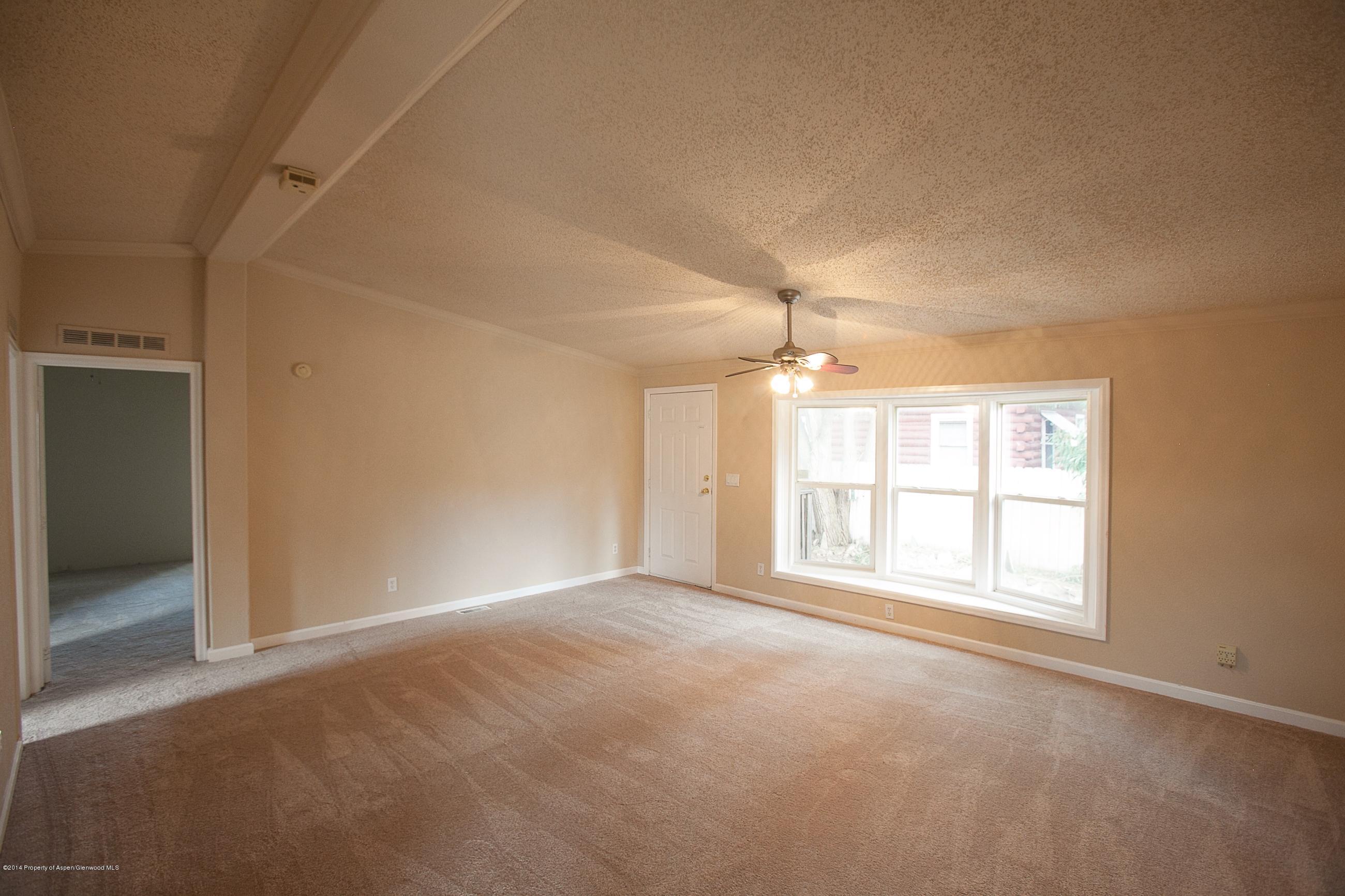 746 Valley Road Gypsum, CO 81637 - Photo 6 of 14 20140702_746ValleyRd_0005