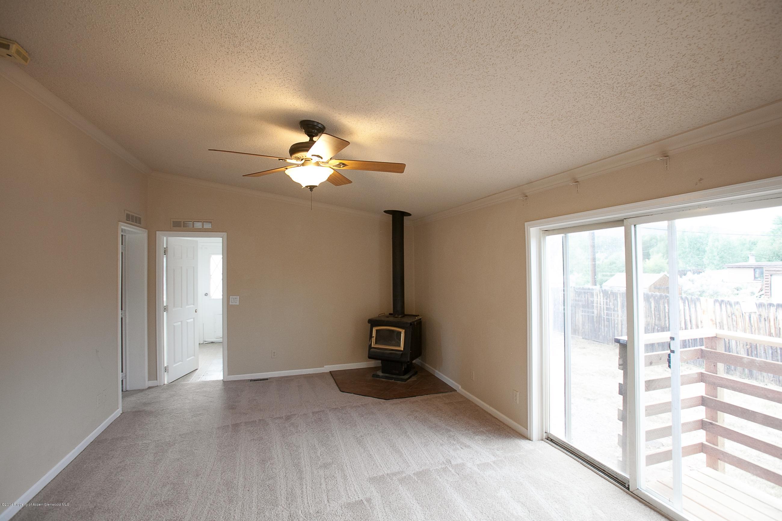 746 Valley Road Gypsum, CO 81637 - Photo 8 of 14 20140702_746ValleyRd_0008
