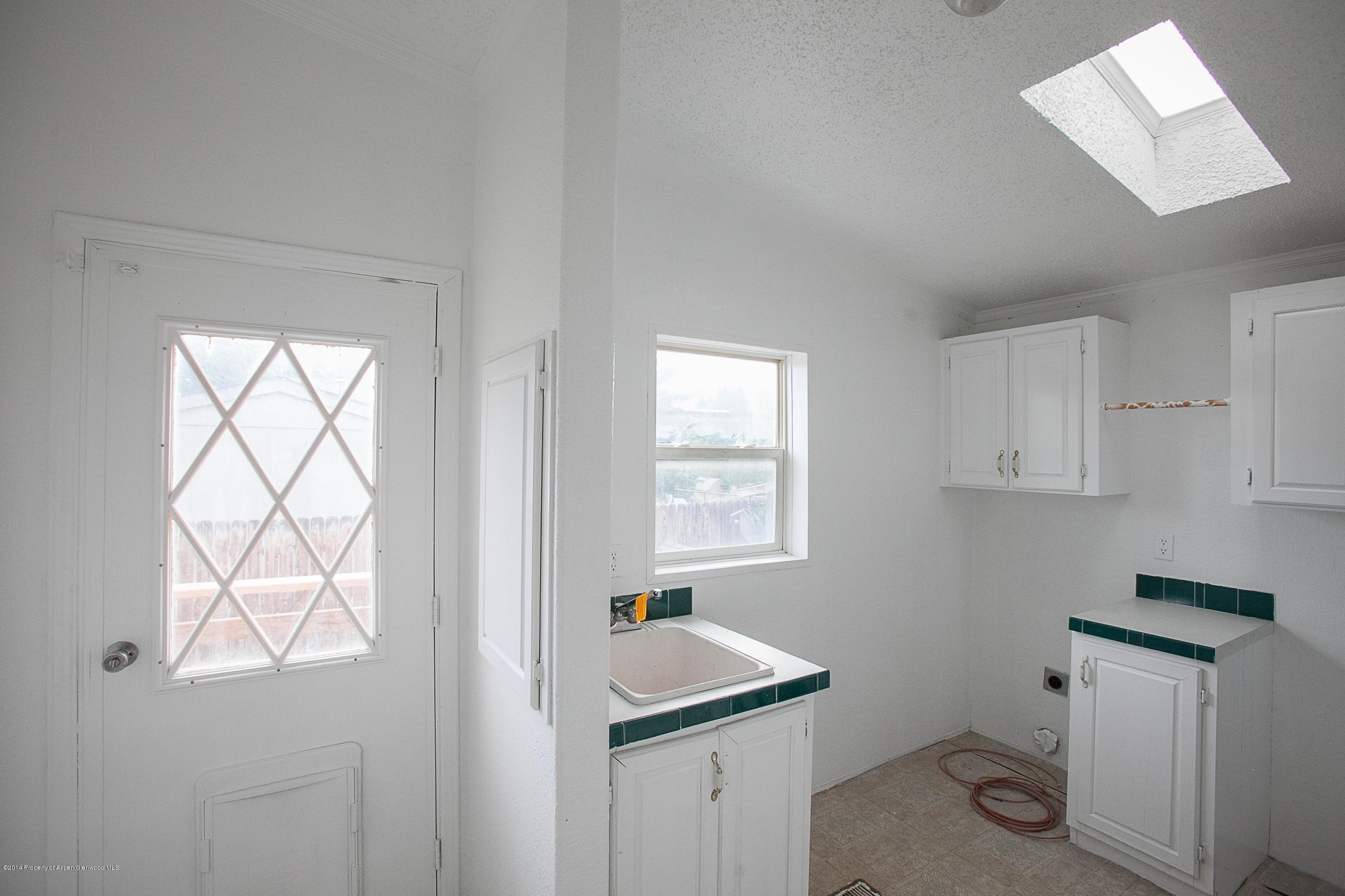 746 Valley Road Gypsum, CO 81637 - Photo 10 of 14 20140702_746ValleyRd_0010