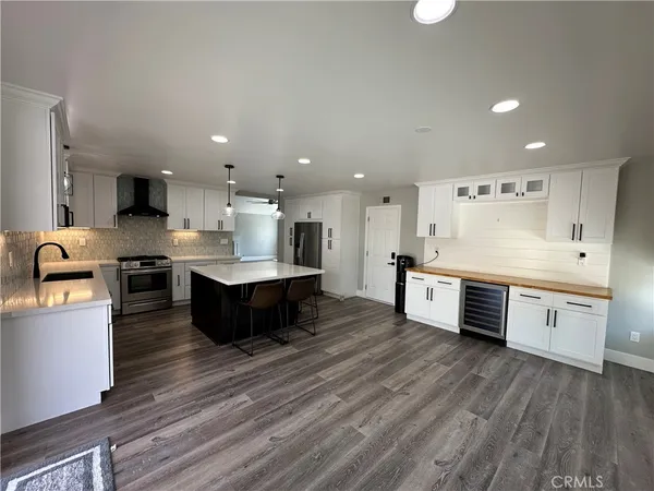 $5,500 | 936 Jasmine Circle, Costa Mesa, CA 92626