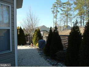 13 Hampton Road Manahawkin, NJ 08050 - Photo 2 of 12 Gallery Image 2