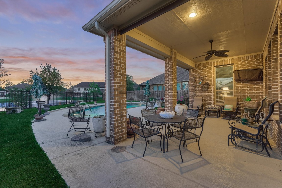 7430 Kearney Hill Lane Spring, TX 77389 - Photo 40 of 47 Large covered patio