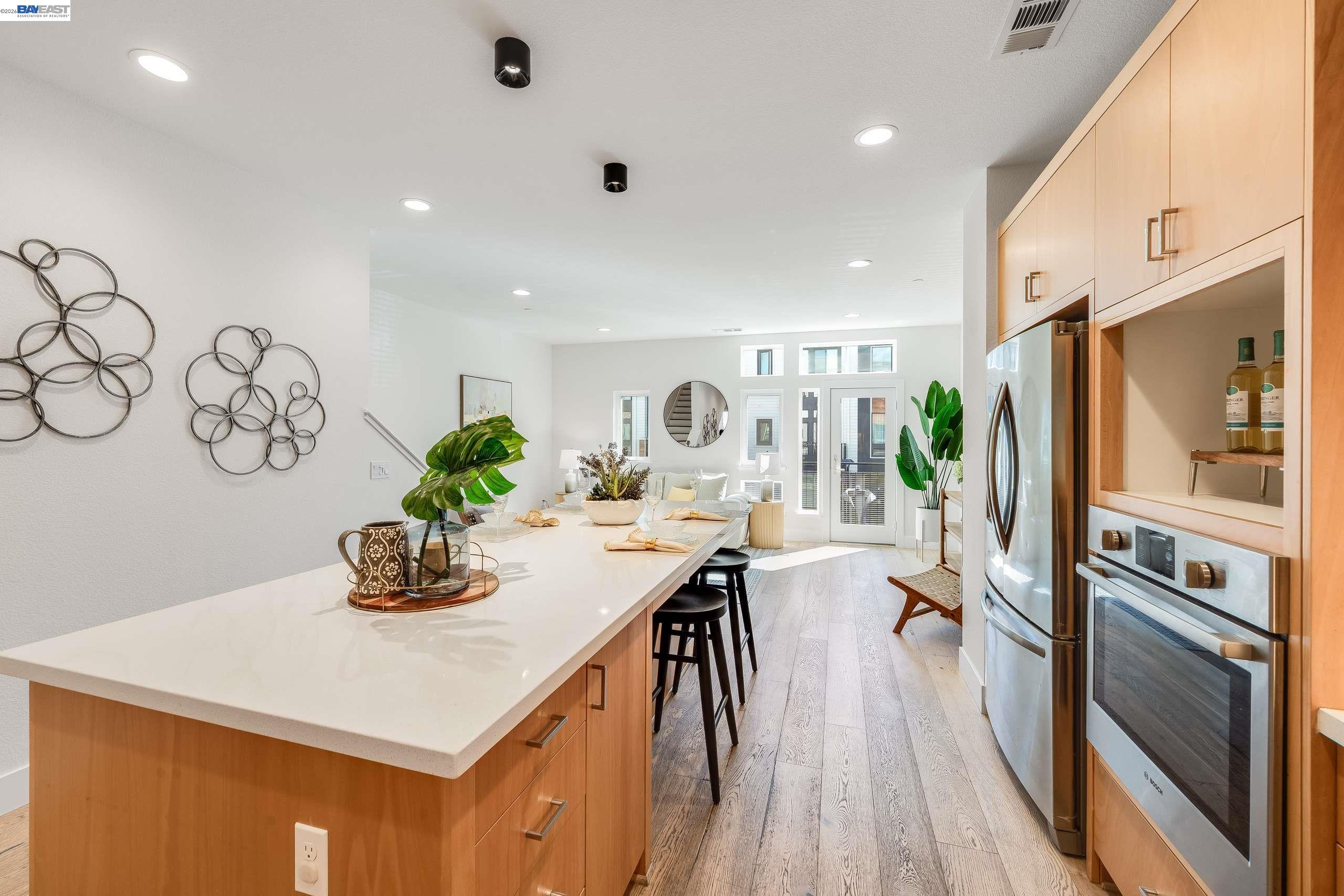 39150 Declaration Street Fremont, CA 94538 - Photo 5 of 33