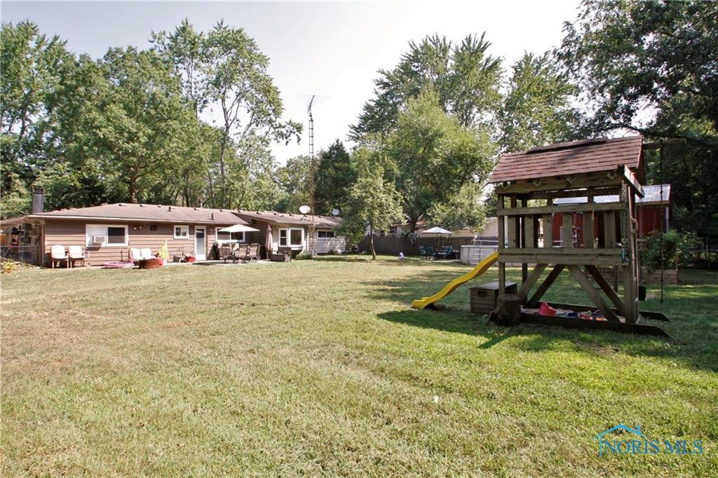 1350 Albon Road Holland, OH 43528 - Photo 5 of 35 Gallery Image 5