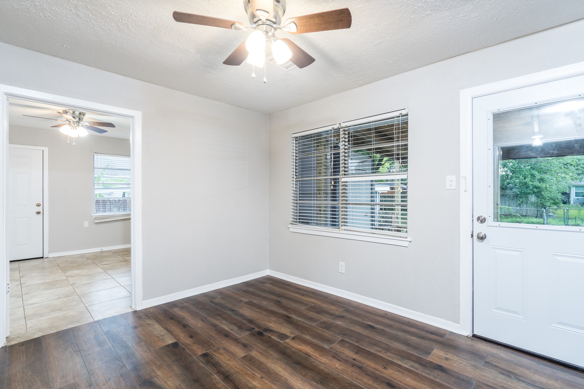 503 Carrell Street Tomball, TX 77375 - Photo 9 of 29