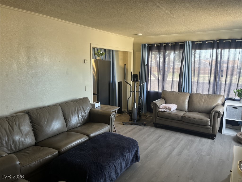 139 Constitution Avenue Henderson, NV 89015 - Photo 7 of 17 front living room with large bright windows