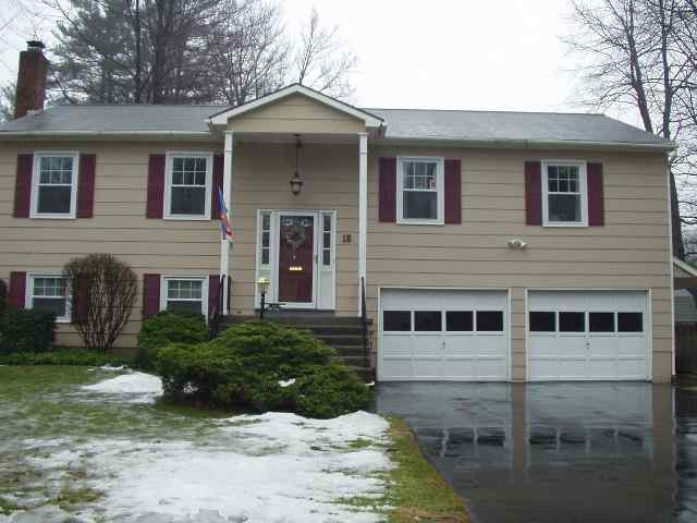 18 Woodbine Road Bethlehem, NY 12054 - Photo 1 of 7 Photo 1