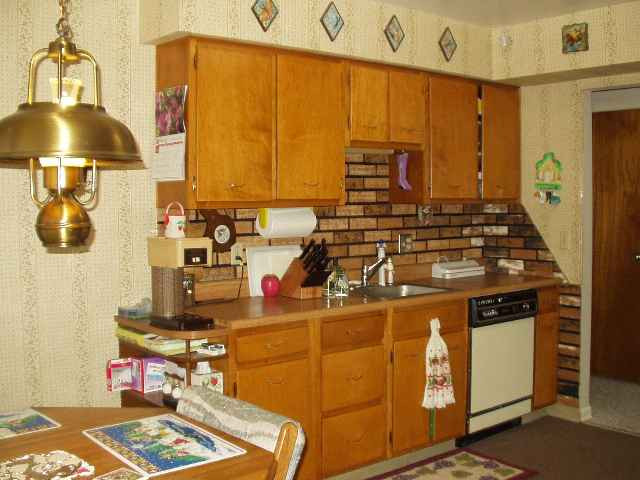 18 Woodbine Road Bethlehem, NY 12054 - Photo 5 of 7 Photo 5