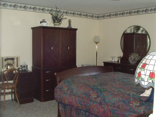 18 Woodbine Road Bethlehem, NY 12054 - Photo 6 of 7 Photo 6